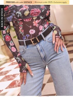 NEW Vici Everyday Classic Square Buckle Belt